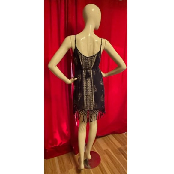 Band of Gypsies Sleeveless Scoop Neck Fringe Hem Dress Size XS - Picture 7 of 10